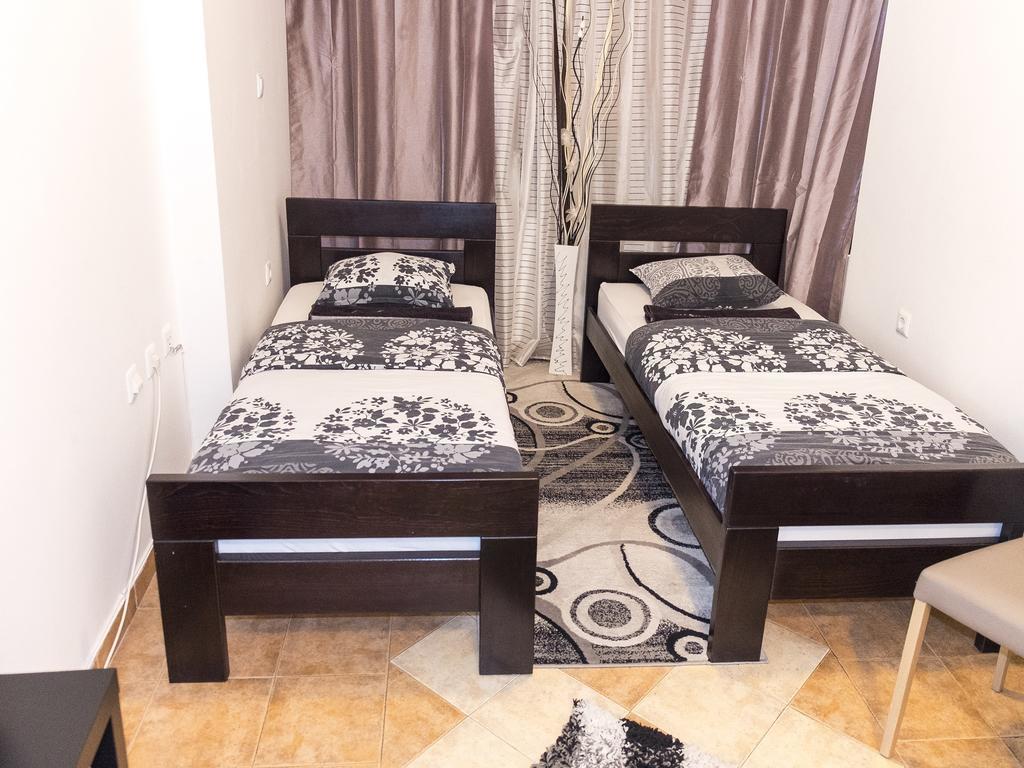 Apart Hotel Kalonis Skopje Quarto foto