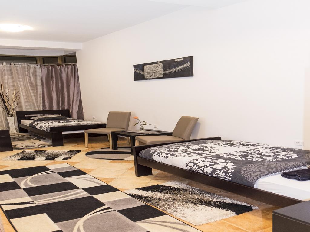 Apart Hotel Kalonis Skopje Quarto foto