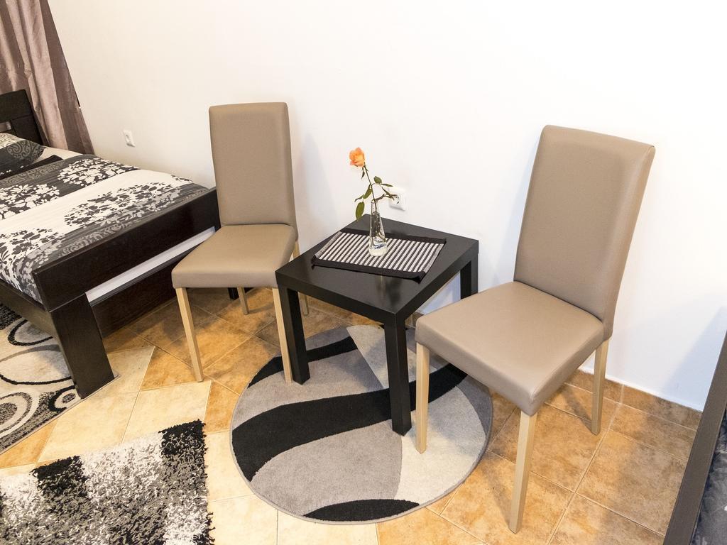 Apart Hotel Kalonis Skopje Quarto foto