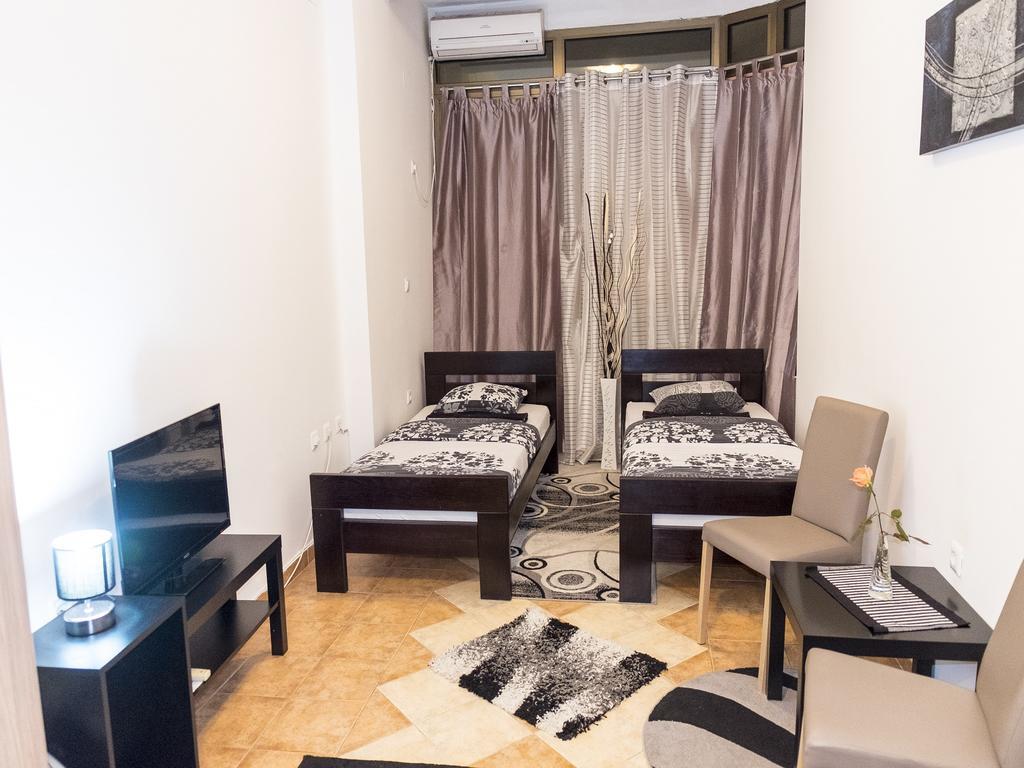 Apart Hotel Kalonis Skopje Quarto foto