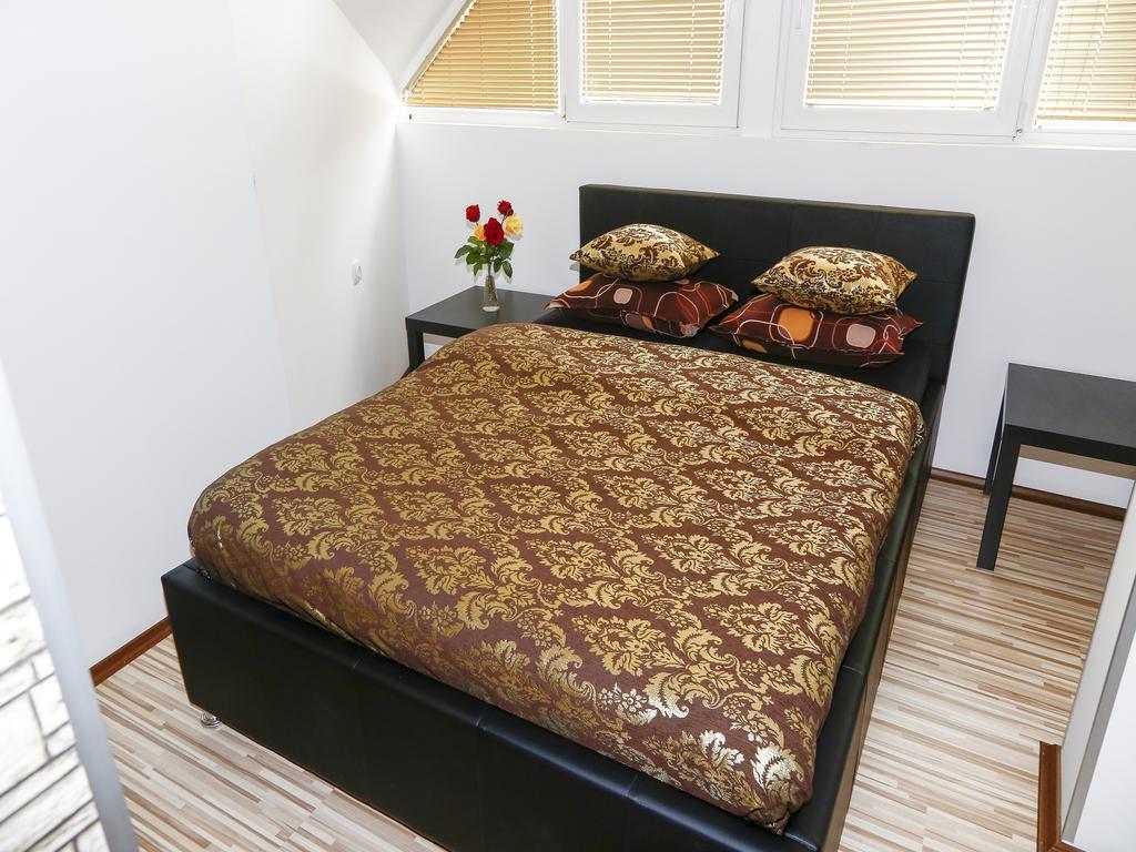 Apart Hotel Kalonis Skopje Quarto foto