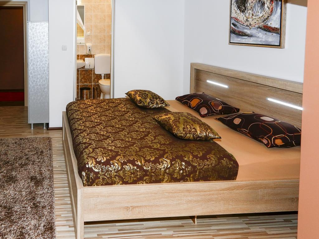 Apart Hotel Kalonis Skopje Quarto foto