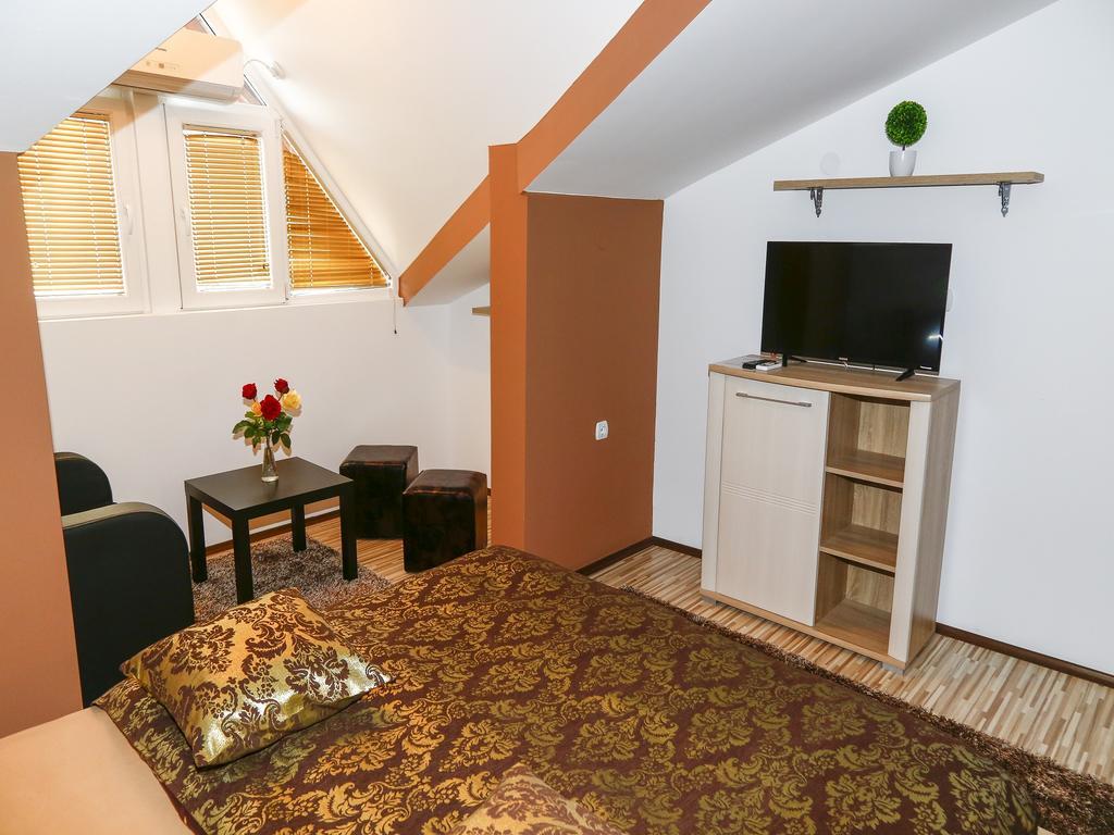 Apart Hotel Kalonis Skopje Quarto foto